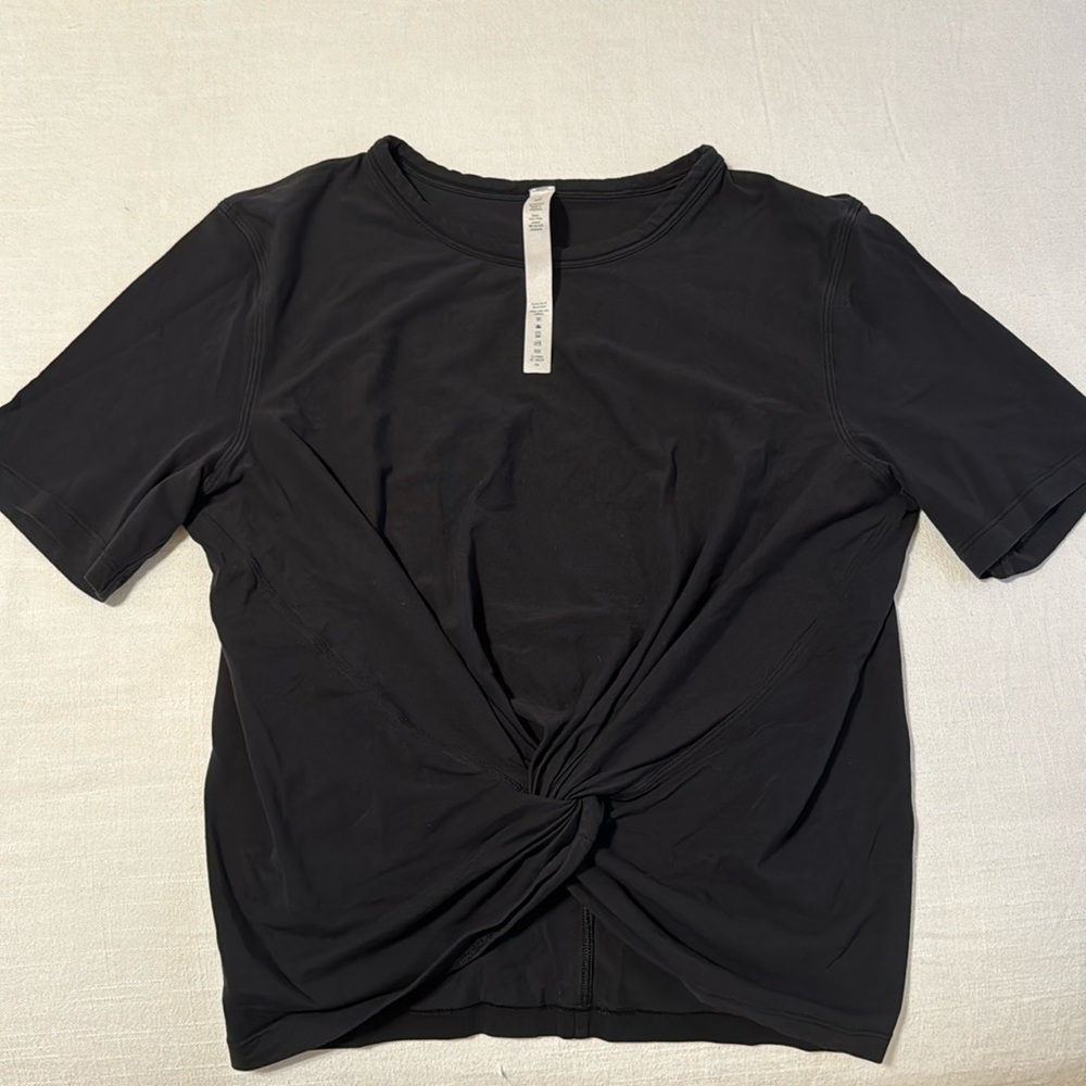Lululemon T-shirt